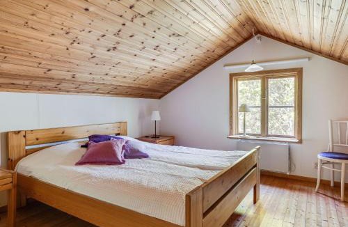 Torestorp House | Holiday Home Måbäcken by Interhome