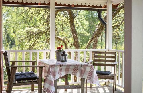 Torestorp House | Holiday Home Måbäcken by Interhome