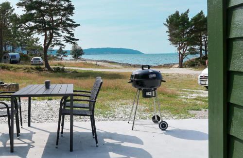 Hyllestad House | Holiday Home Nesholmen by Interhome