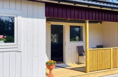 Bodafors House | Holiday home next to pond, Bodafors
