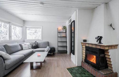 Flemingsberg House | Holiday Home Paradislyckan by Interhome