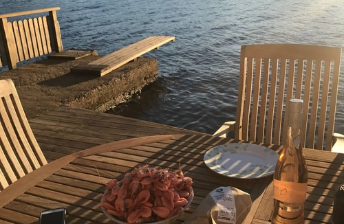 Lerum House | Holiday home right on the lakeshore 15 minutes from Gothenburg