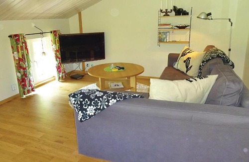 Bustorp House | Holiday Home Ronneby with a Fireplace 05