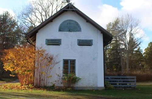 Loftahammar House | Holiday Home Rustikales Landhaus mit Garten in toller Lage by Interhome
