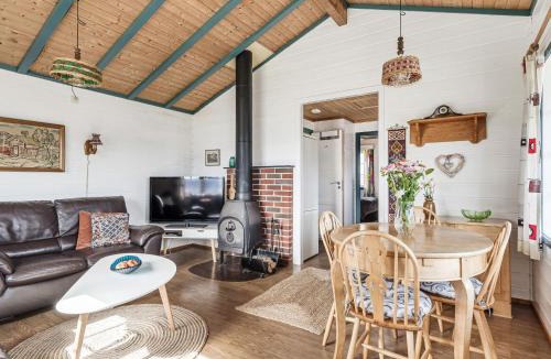 Balestrand House | Holiday Home Sandviki by Interhome