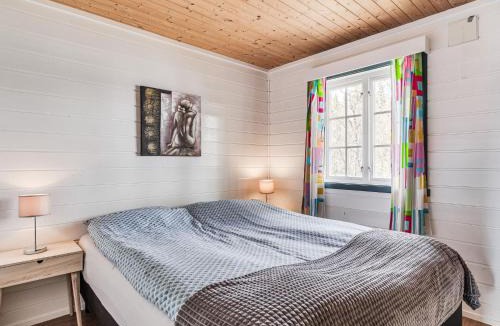 Balestrand House | Holiday Home Sandviki by Interhome
