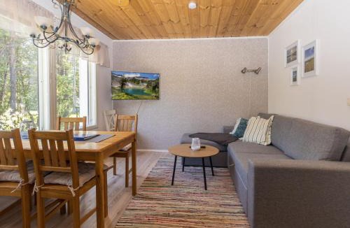Inari House | Holiday Home Sevettijärventie 8753 by Interhome