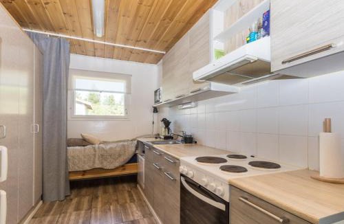 Inari House | Holiday Home Sevettijärventie 8753 by Interhome