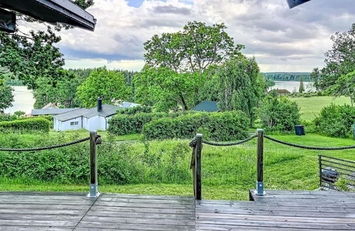Kvillsfors House | Holiday Home Sjöarpstugan by Interhome