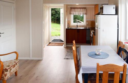 Hyllestad House | Holiday Home Solbris by Interhome