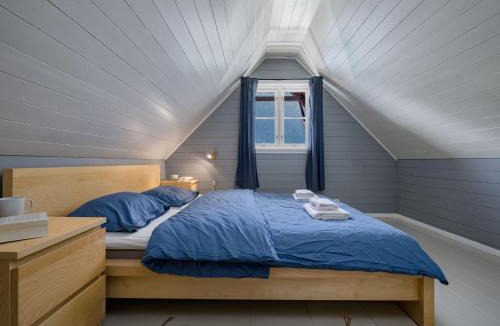 Vik House | Holiday Home Tor by Interhome