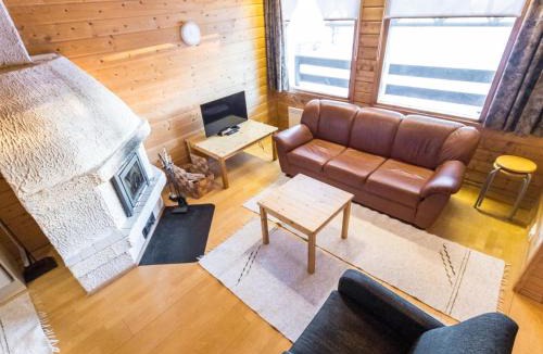 Yllas House | Holiday Home Tunturinvieri k2 by Interhome