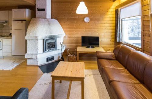 Yllas House | Holiday Home Tunturinvieri k2 by Interhome