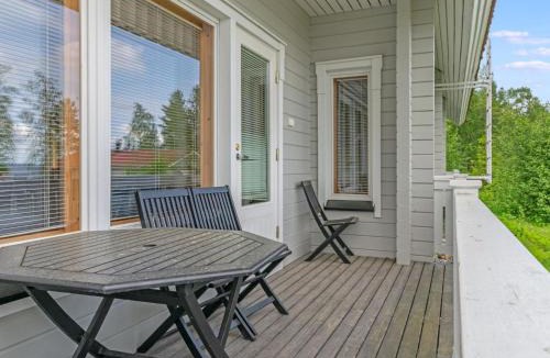 Vuokatti House | Holiday Home Vuokatti villas ilves by Interhome