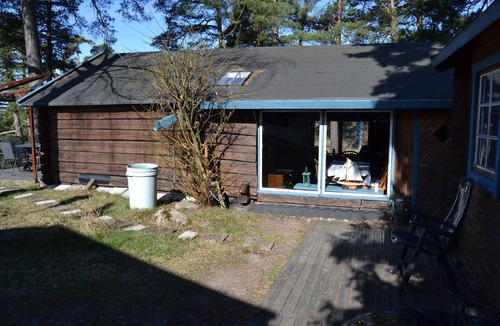 Varmdo Cottage | Holiday home with lake view, central location Värmdö. Rowing boat