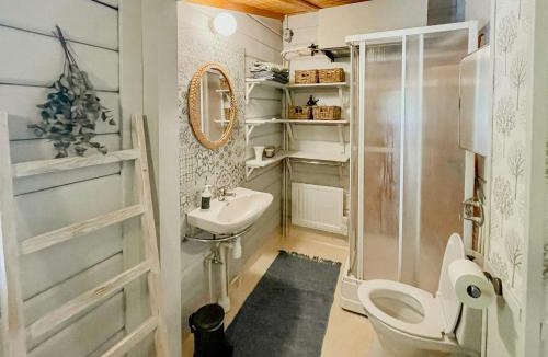 Hjarnarp House | Holiday Home With Private Garden In Ugglehult