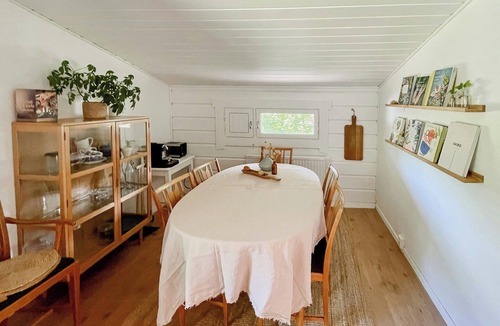 Hjarnarp House | Holiday home with private garden in Ugglehult
