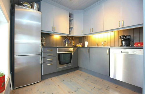 Risor House | Holiday home with two terraces near Risør