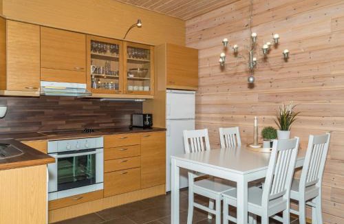 Yllas House | Holiday Home Ylläs-eeli green house c1 by Interhome