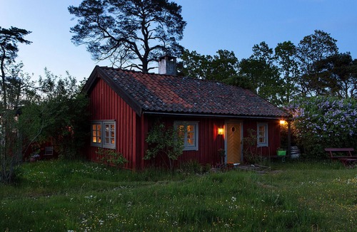 Tofta House | Holiday house in Drag with a unique location and lake plot | SE05014