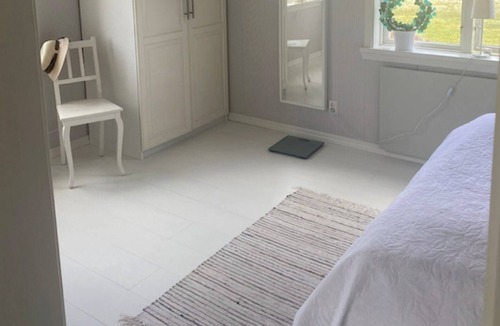 Varnamo O House | Holiday paradise on the lake with a boat and sauna