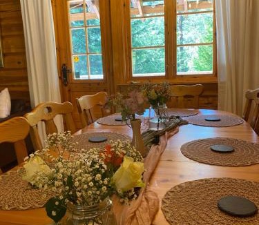 Eid Villa | Holmøy Lodge