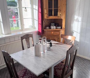 Grevie House | Home Stay in Båstad Grevie