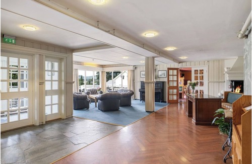 Valer Hotel | Hotell Våler-Elverum-flisa-kirkenær