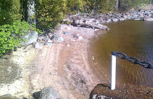 Hova House | House directly on the lake