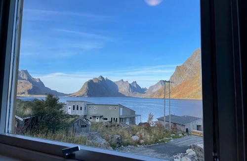 Moskenes House | House in Reine by the Fjord