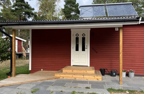 Ingaro House | House on Ingarö, close to nature, lake and sea, family-friendly environment