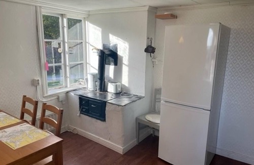 Vikbolandet House | House Sleeps 5 With Garden and Parking