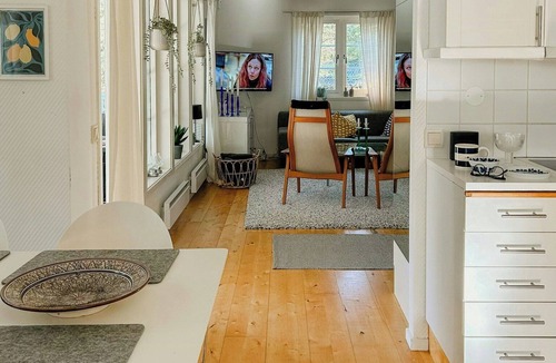 Aspet House | House with forest and beachside location in Åhus