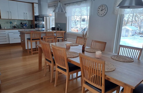 Innerstaden-Ostermalm House | House with large social areas, fantastic backyard and bathroom with sauna and bathtub