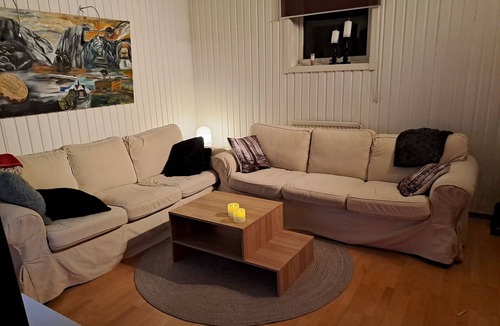 Innerstaden-Ostermalm House | House with large social areas, fantastic backyard and bathroom with sauna and bathtub