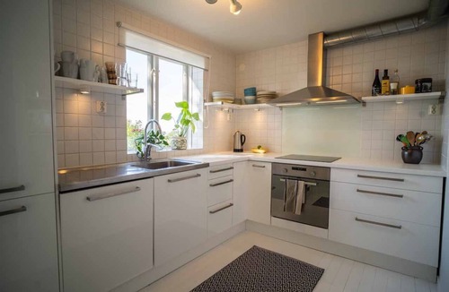 Innerstaden House | House with sea view inside the walls