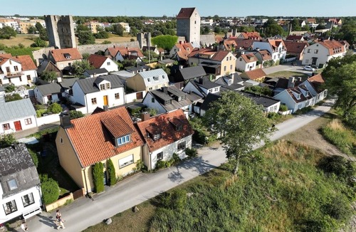 Innerstaden House | House with sea view inside the walls