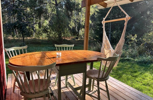 Hogsby House | Hus Blommekulla – Secluded Historic Cottage in Småland