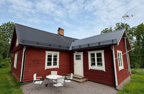 Morlunda House | Hus Hällemåla – Secluded Holiday Home in the Heart of Småland's Forests