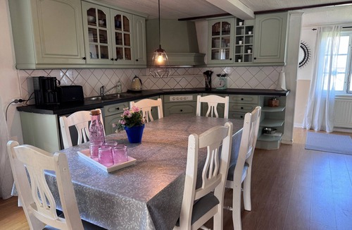Ruda House | Hus Hagagatan – Family Friendly Holiday Home with Sauna in Småland