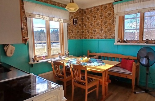 Hammarstrand House | Hus Hammerstrand – Rustic Holiday Home in the Ragundadalen Valley, Jämtland