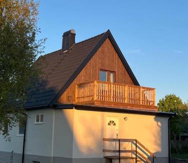 Bunkeflostrand Villa | Hus med stor trädgård i lugn miljö nära havet