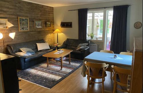 Solleftea Villa | Hus nära Hallstaberget