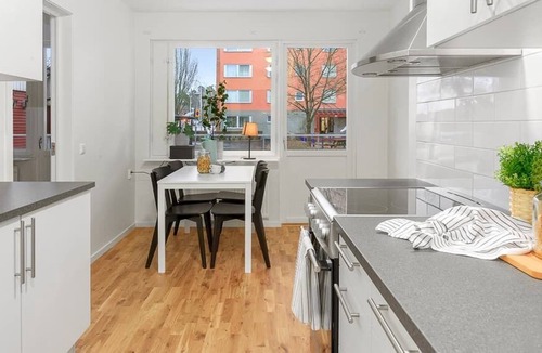 Eskilstuna Apartment | hyr ut en Najs Lägenhet