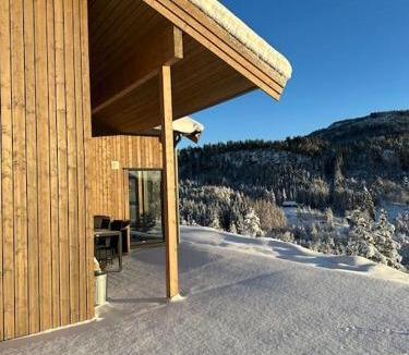 Luster House | Hytte i flott natur og nær breen