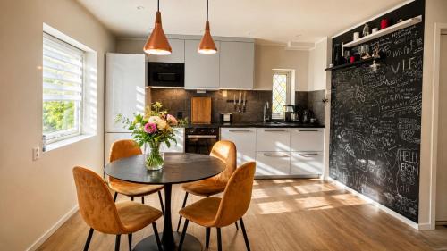 Arstad Apartment | Ibsens