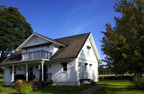 Hagfors Municipality Villa | Ideal family getaway in a charming villa along the Klarälven river