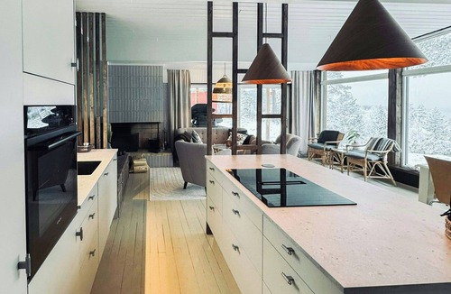 Moss House | Idyllic and modern cabin at Jeløya