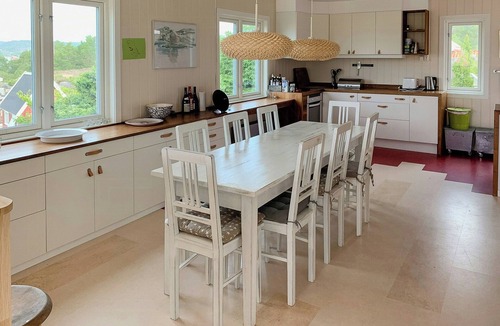 Lyngør House | Idyllic cabin with sea view on peaceful island