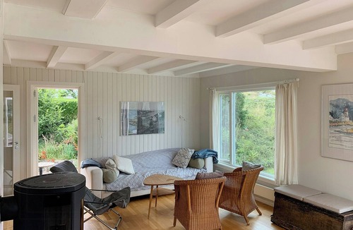 Lyngør House | Idyllic cabin with sea view on peaceful island